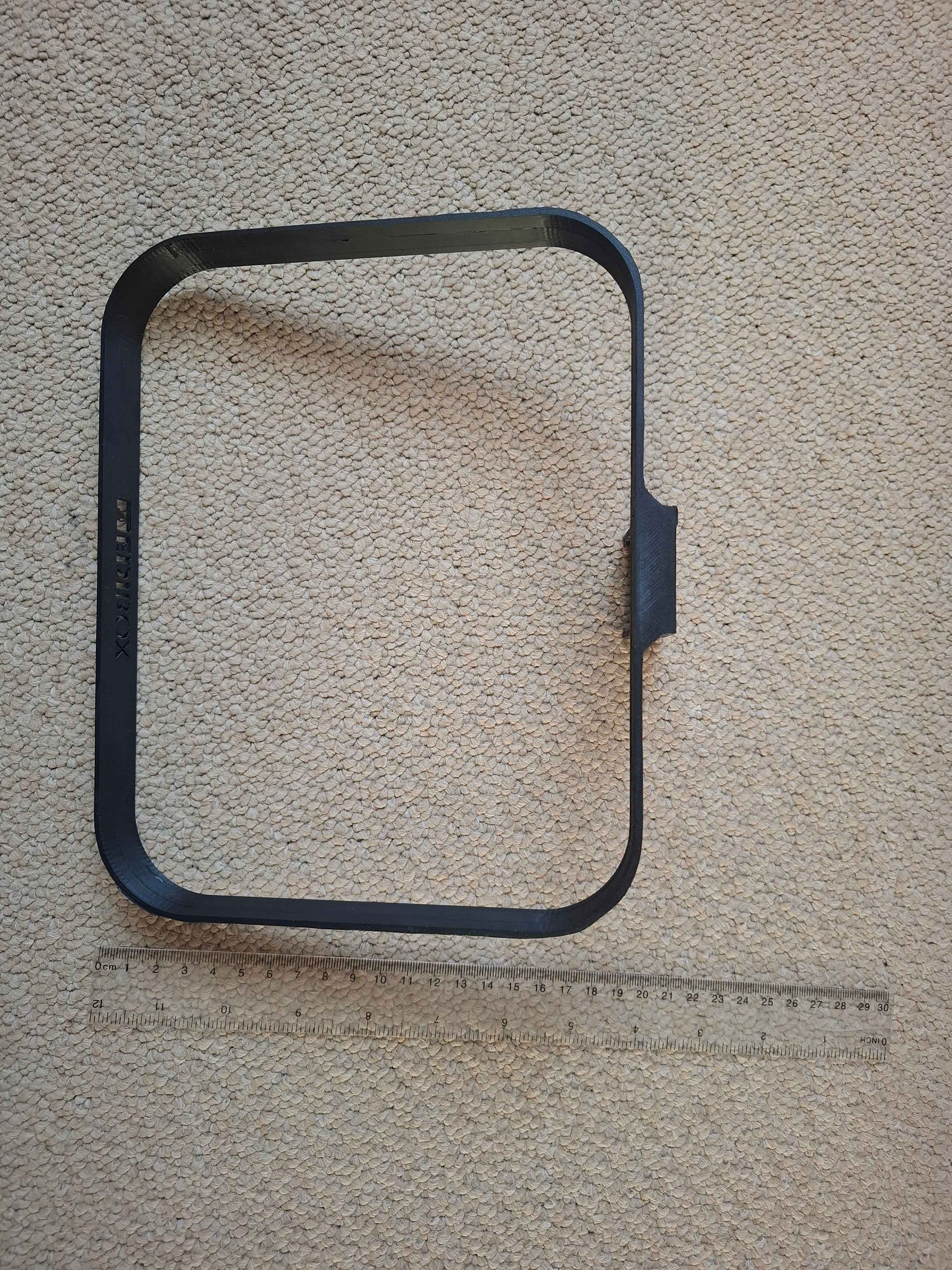 1 Soporte Negro para Caja de 5 -8L.