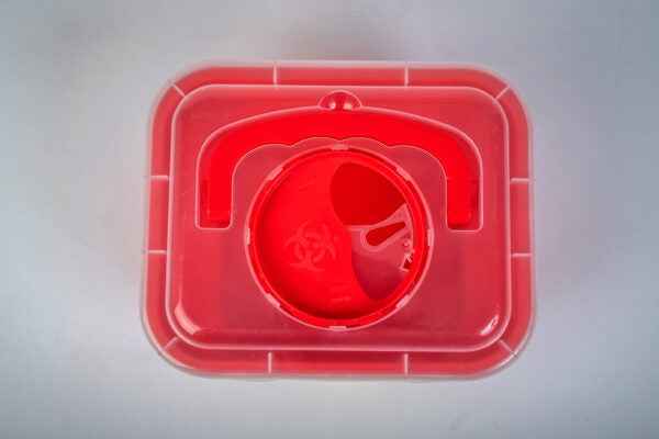 1 Caja Roja, Desechos Cortopunzantes, 5-L (Unidad) REAS