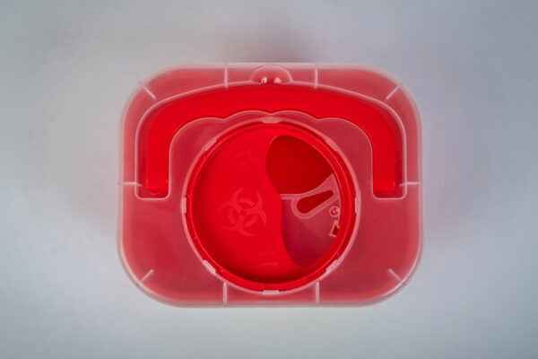 1 Caja Roja, Desechos, 3-L (Unidad)